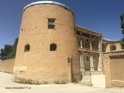 قلعه دزک در چهارمحال بختیاری ، سردار مفخم