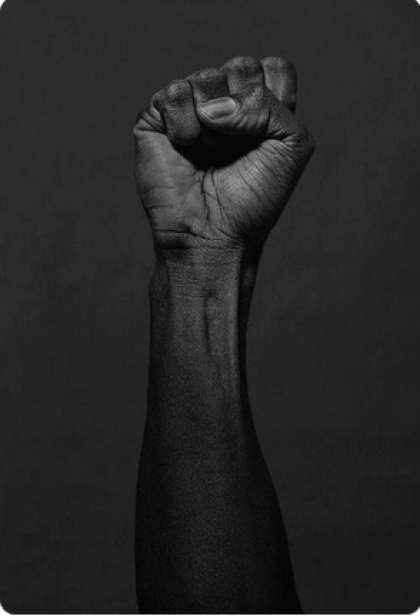 کدام خدا، خداوندگاری به غیر از خود، بر انسان روا داشت؟!