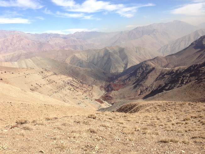 صعود به قله توچال از مسیر دره ایگل - نمایی از دره زیبای ایگل