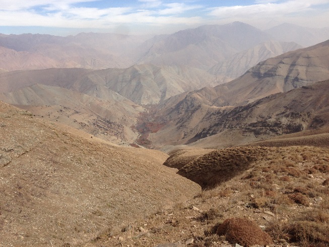 صعود به قله توچال از مسیر دره ایگل - نمایی از دره زیبای ایگل