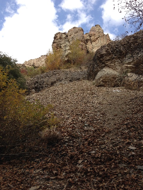 صعود به قله توچال از مسیر دره ایگل - نمایی از دره زیبای ایگل