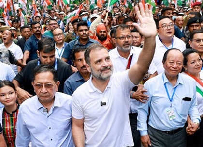 "آپارتاید طبقاتی برای تحقق شعار ظالمانه "یک ایدئولوژی، یک مذهب و یک زبان